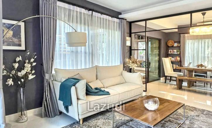 3 Bedroom 3 Bathroom 220 Sq.m Mantana Bangna