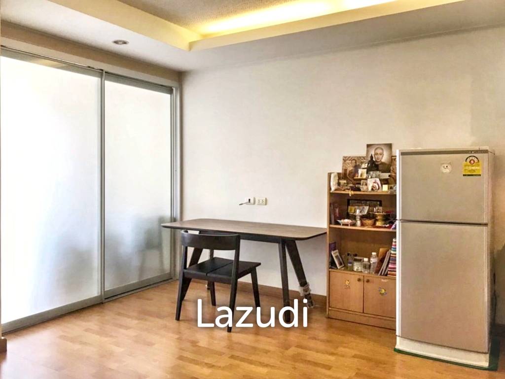 1 Bed 1 Bath 45 SQ.M The Waterford Sukhumvit 50