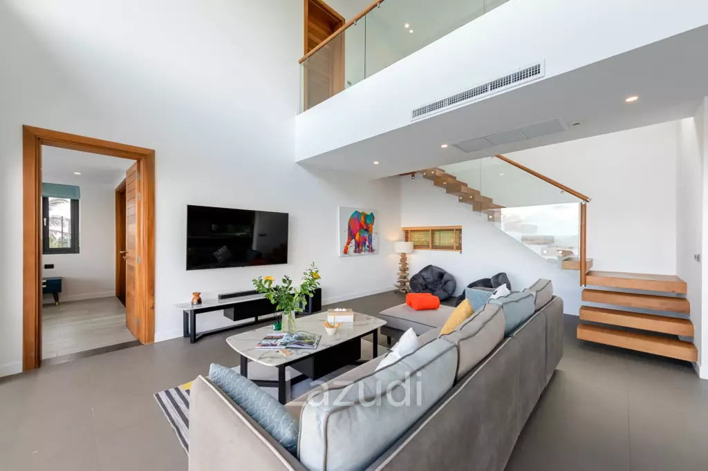 Stunning 4-Bedroom Sea View Villa in Chaweng Noi