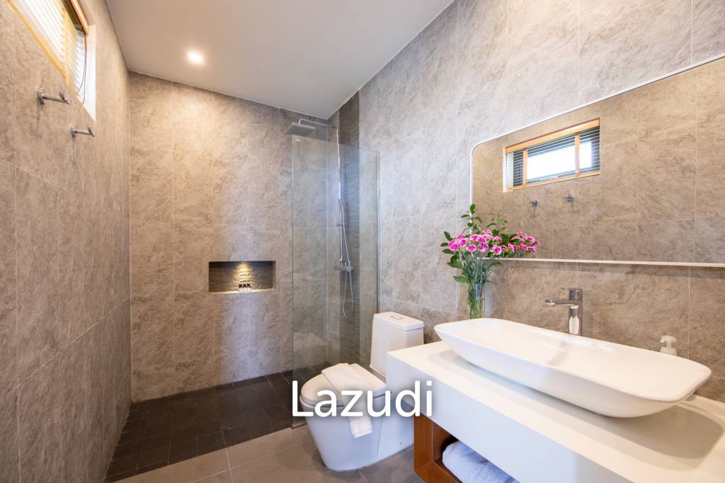 Stunning 4-Bedroom Sea View Villa in Chaweng Noi