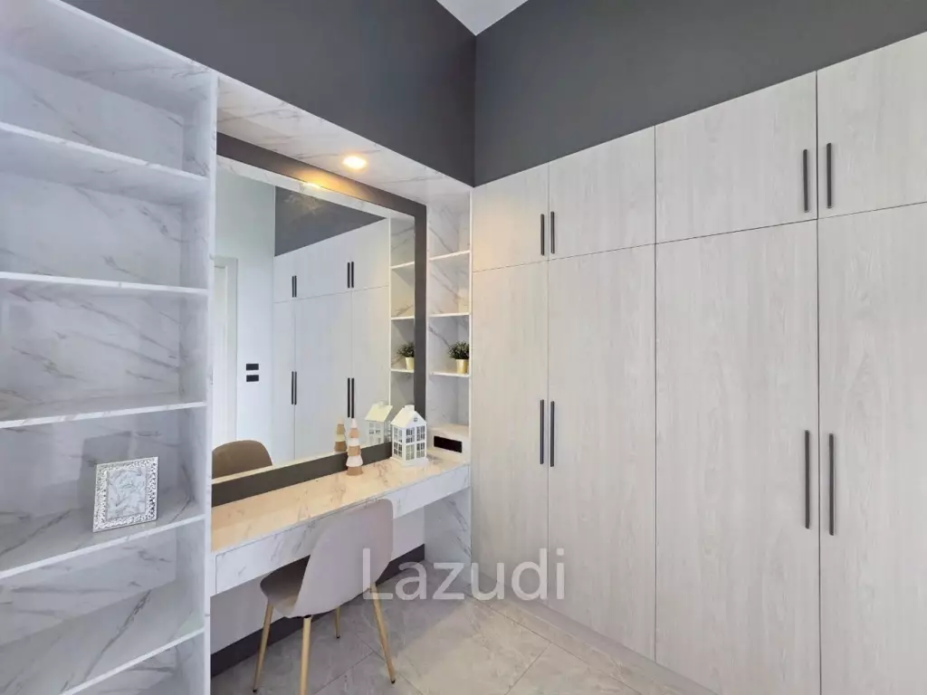 3 Beds 4 Baths 224 SQ.M. Pool Villa In Pong