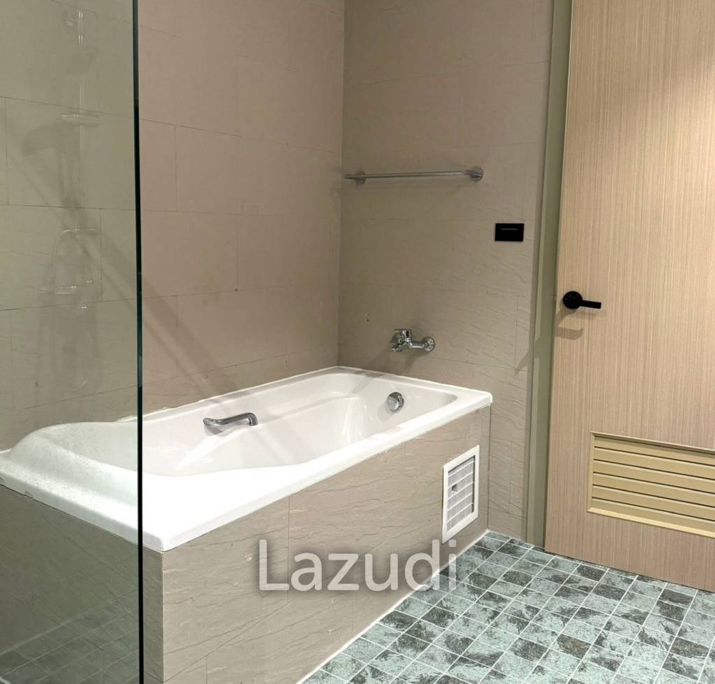 2 Beds 3 Baths 140 SQ.M. Gardenia Pattaya