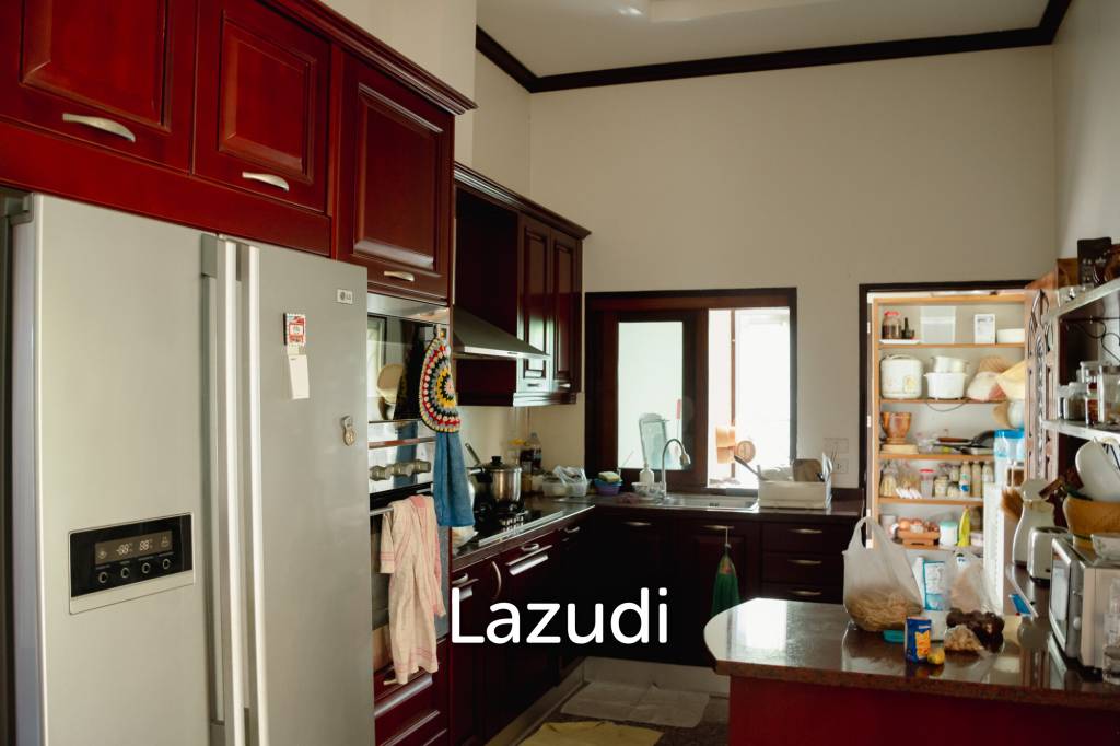 RESORT 5 VILLAS WITH BIG LAND PLOT FOR SALE