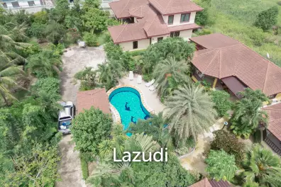 RESORT 5 VILLAS WITH BIG LAND PLOT FOR SALE