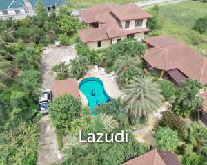 RESORT 5 VILLAS WITH BIG LAND PLOT FOR SALE