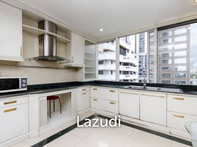 3 Bedroom 3 Bathroom 242 Sq.m Langsuan Ville