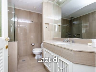 3 Bedroom 3 Bathroom 242 Sq.m Langsuan Ville