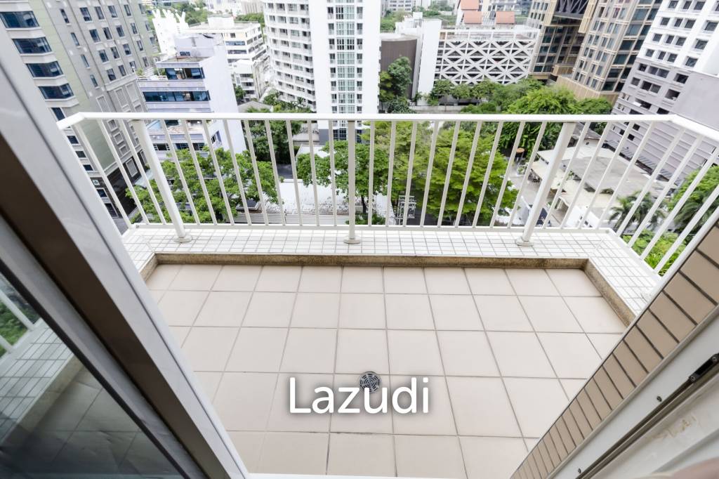 3 Bedroom 3 Bathroom 242 Sq.m Langsuan Ville