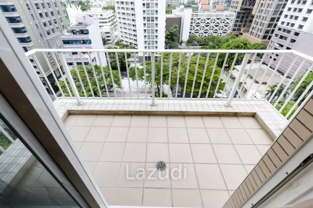 3 Bedroom 3 Bathroom 242 Sq.m Langsuan Ville