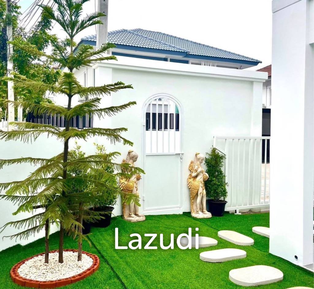 3 Beds 2 Baths 180 SQ.M. Baan Pruksa Nara