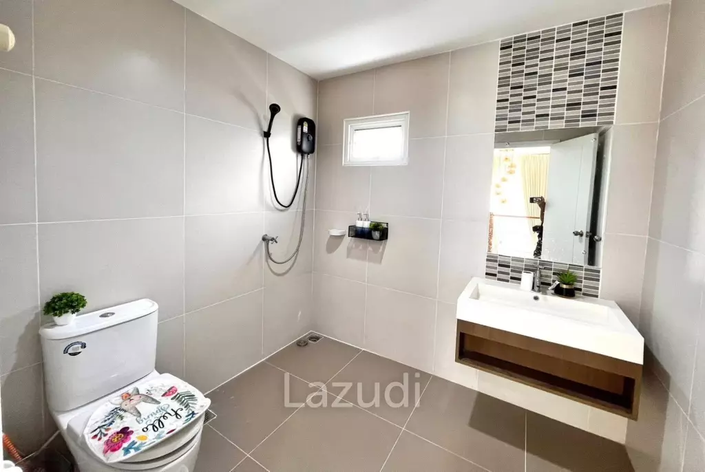 3 Beds 2 Baths 180 SQ.M. Baan Pruksa Nara