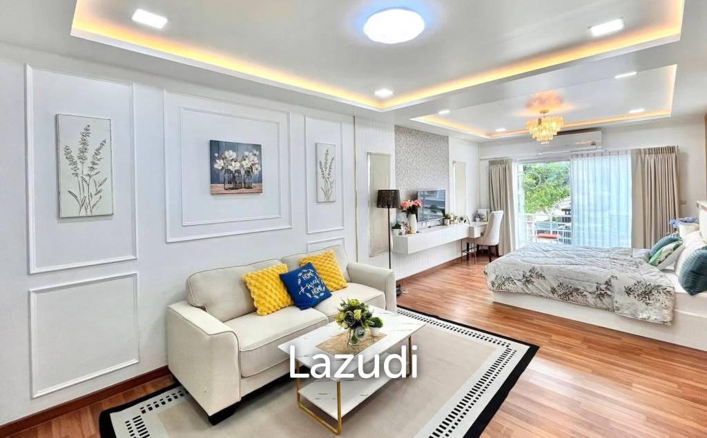 3 Beds 2 Baths 180 SQ.M. Baan Pruksa Nara