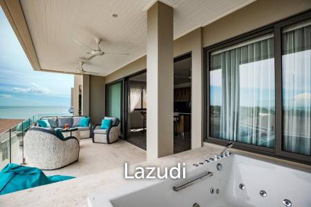 Villa Poseidon’s Penthouse – Luxury Seaside Retreat