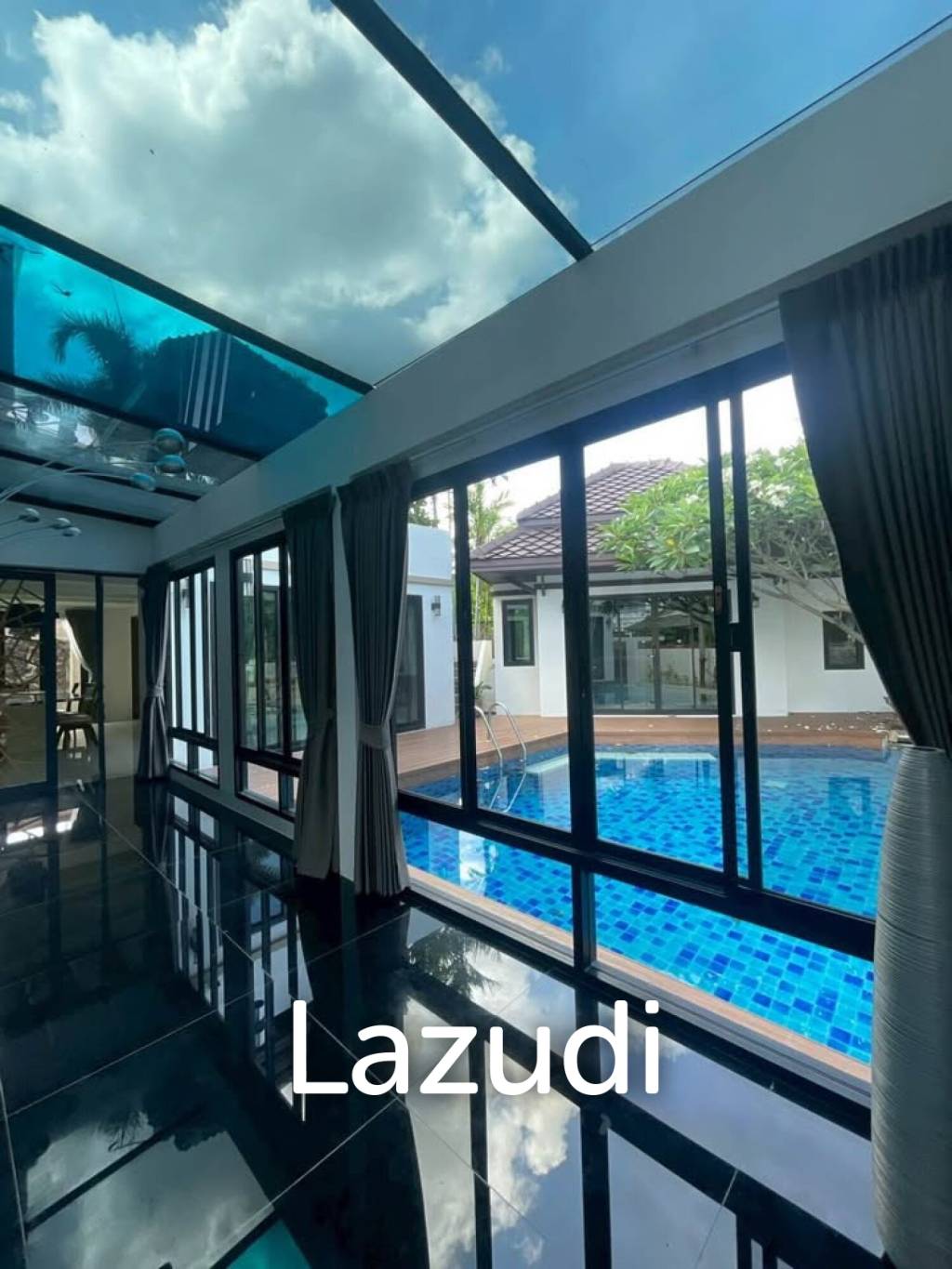 5-Bedroom Pool  Villa For Rent In Paklok