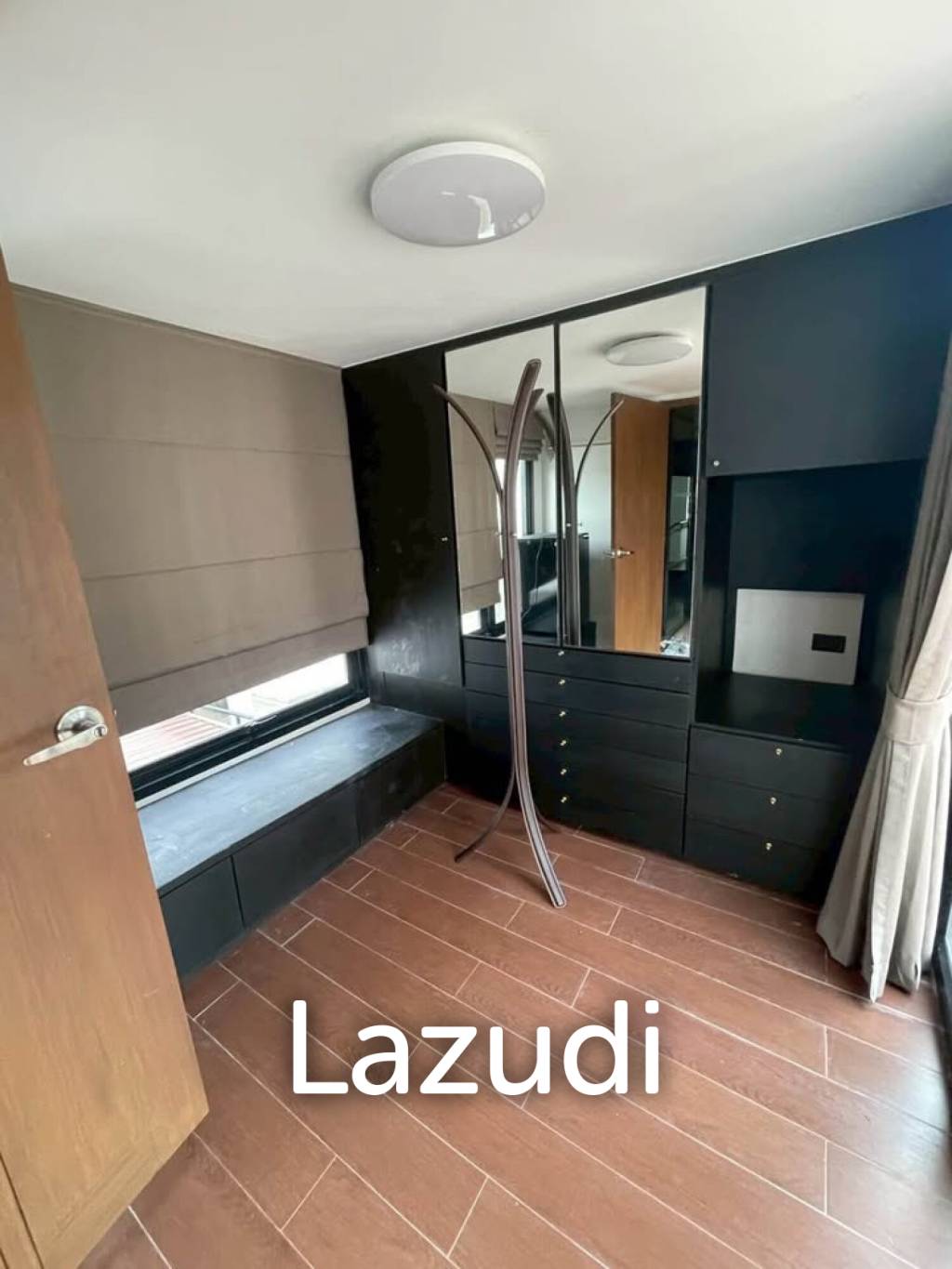 5-Bedroom Pool  Villa For Rent In Paklok