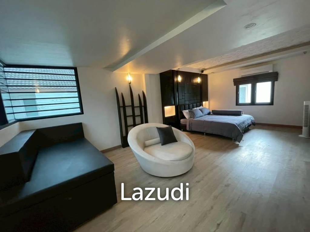 5-Bedroom Pool  Villa For Rent In Paklok