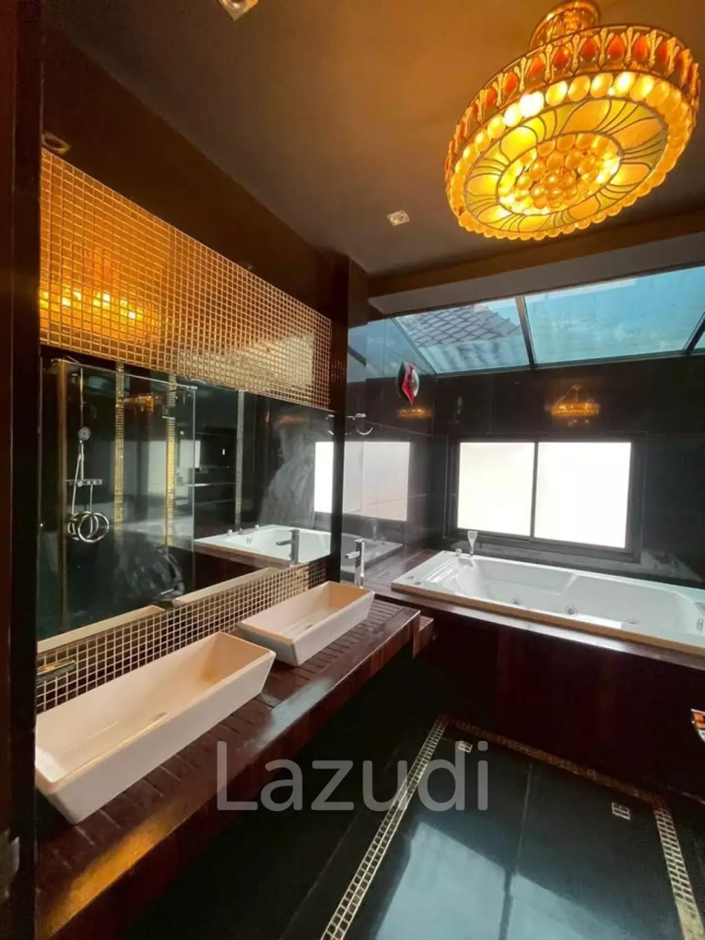 5-Bedroom Pool  Villa For Rent In Paklok