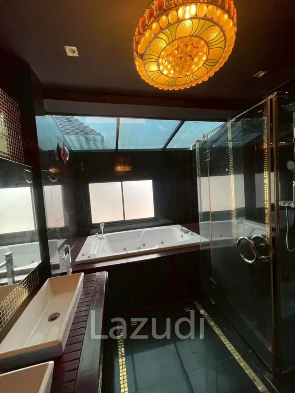 5-Bedroom Pool  Villa For Rent In Paklok