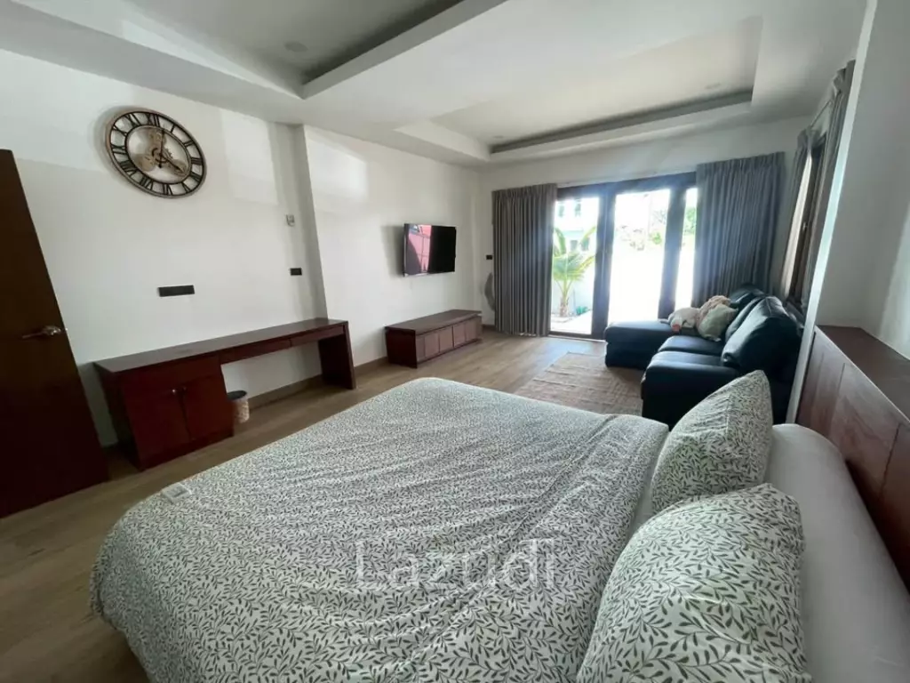 5-Bedroom Pool  Villa For Rent In Paklok