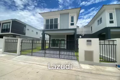 wo-Storey House for Rent in Wichit