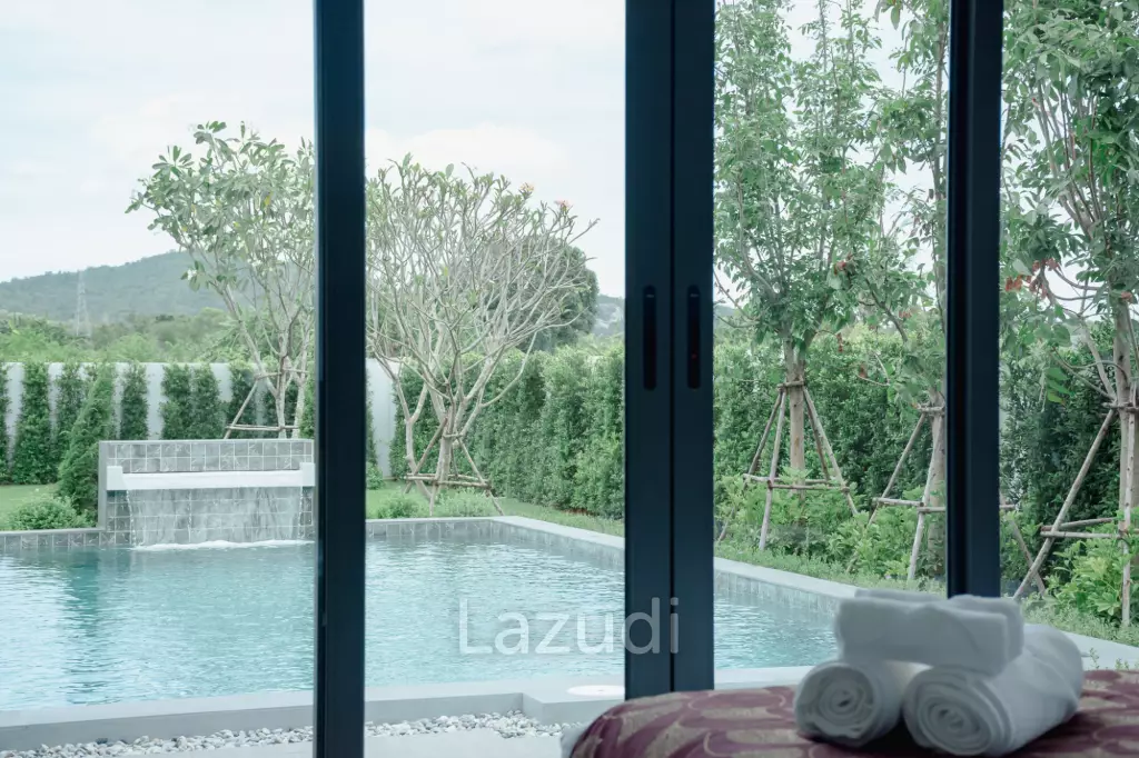 Luxury Villa in Hua Hin with Modern Design