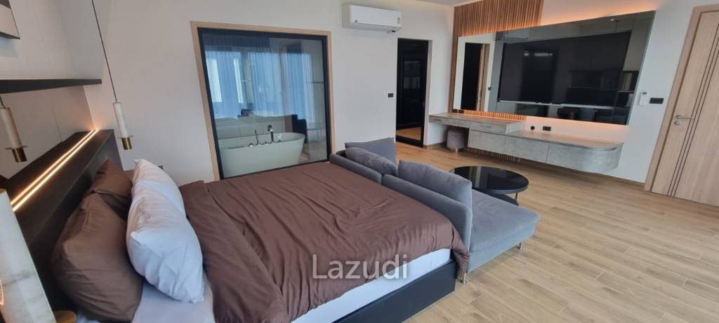 4 Bedrooms 5 Bathrooms 466 SQ.M. D space 2