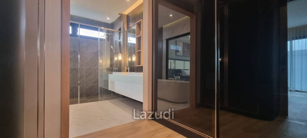 4 Bedrooms 5 Bathrooms 466 SQ.M. D space 2