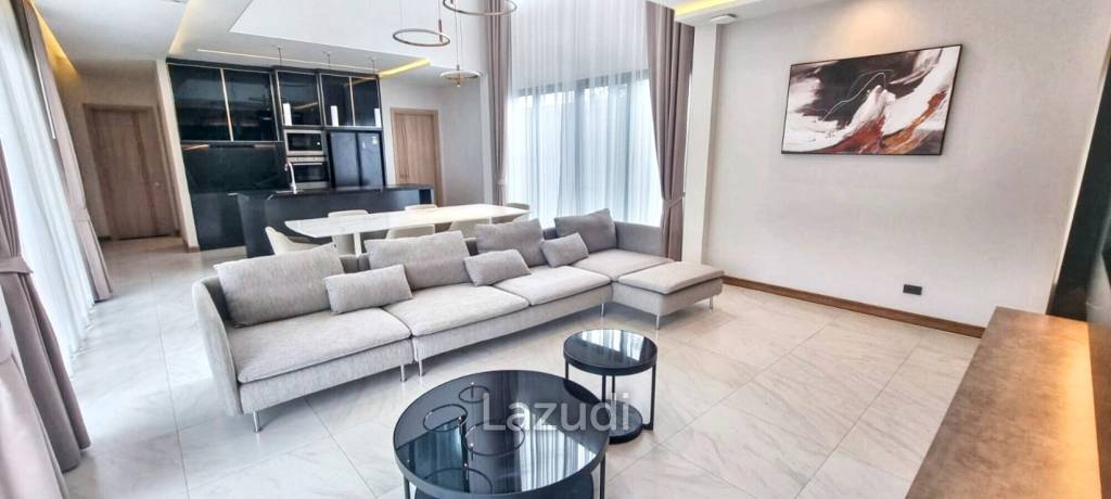 4 Bedrooms 5 Bathrooms 466 SQ.M. D space 2
