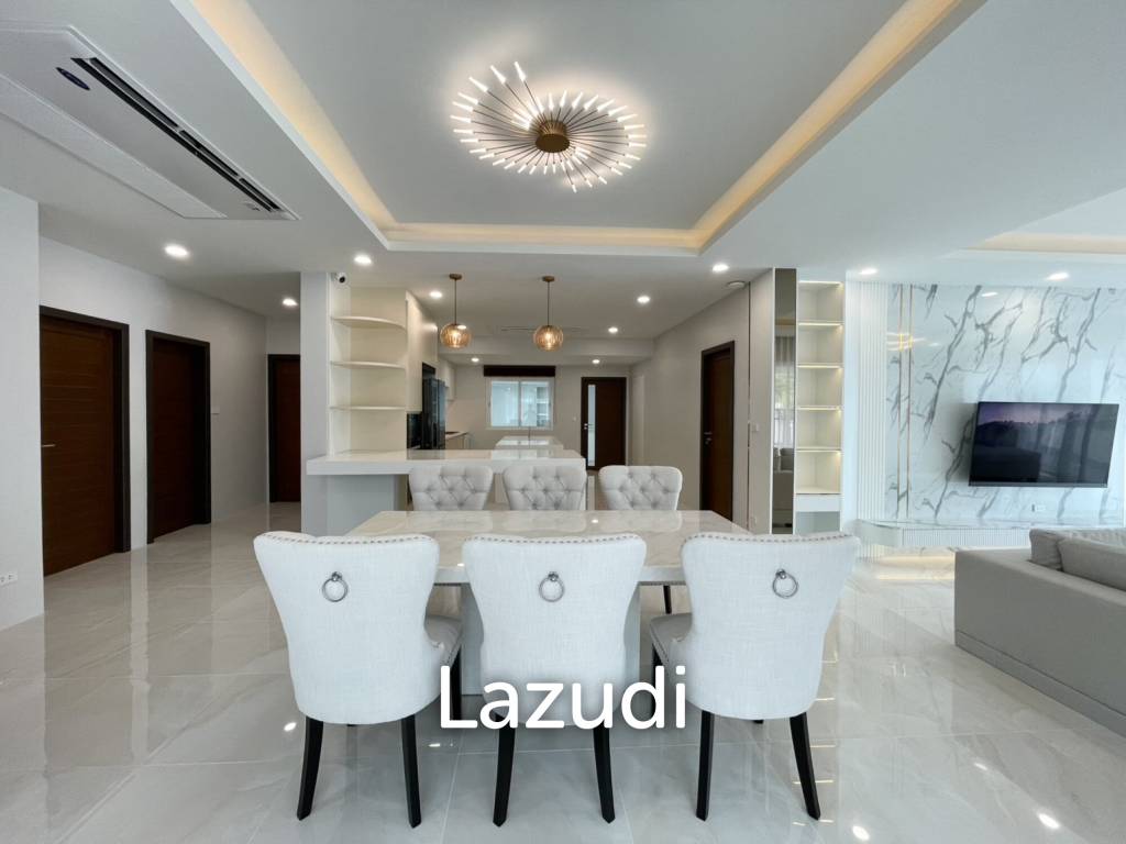 Renovated 4-Bedroom Pool Villa Near Headstart International School