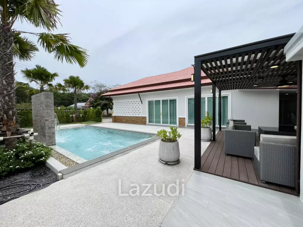 Renovated 4-Bedroom Pool Villa Near Headstart International School