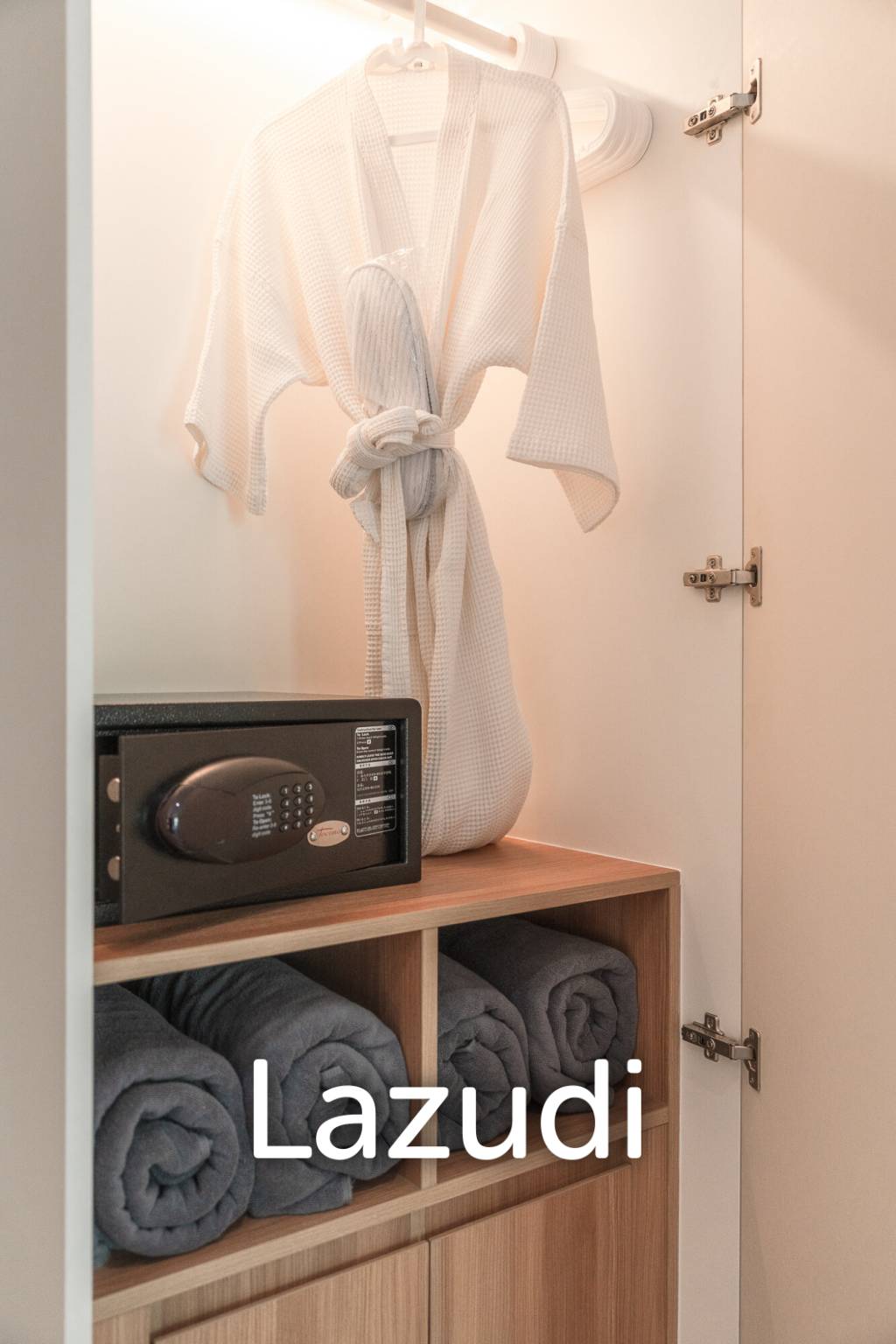 Spacious 2-Bedroom At Laguna Beachside For Rent