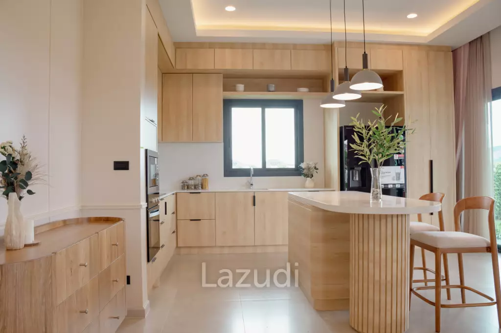 Modern Single-Story Villa in Hua Hin with Pool
