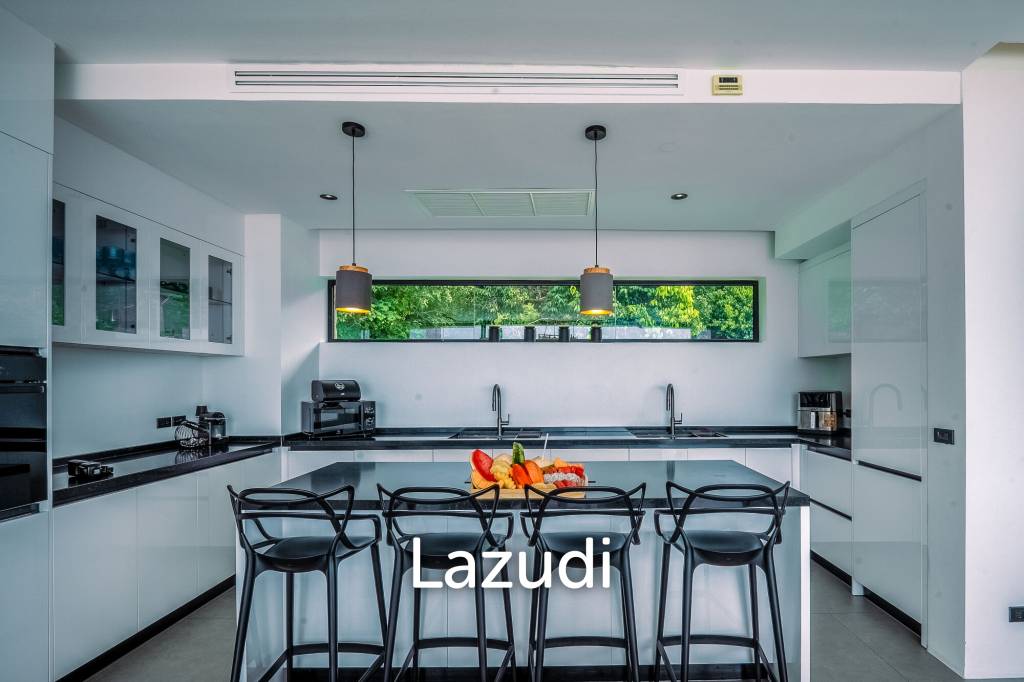 Luxury 6-Bedroom Sea View Villa – Choeng Mon, Koh Samui