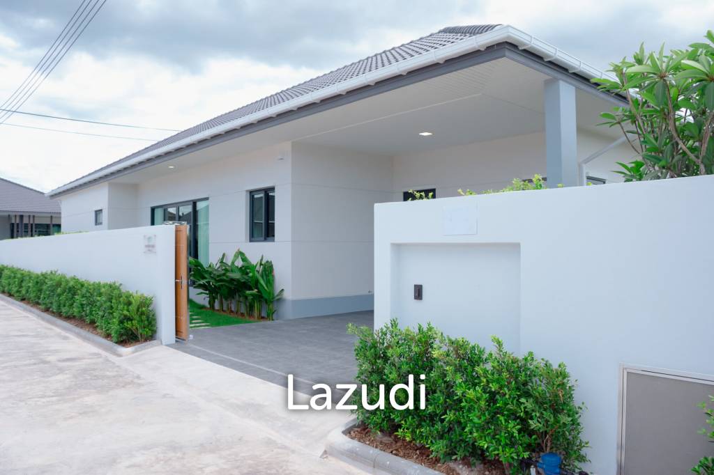 Luxurious Villa in Hua Hin With Pool and Garden Views