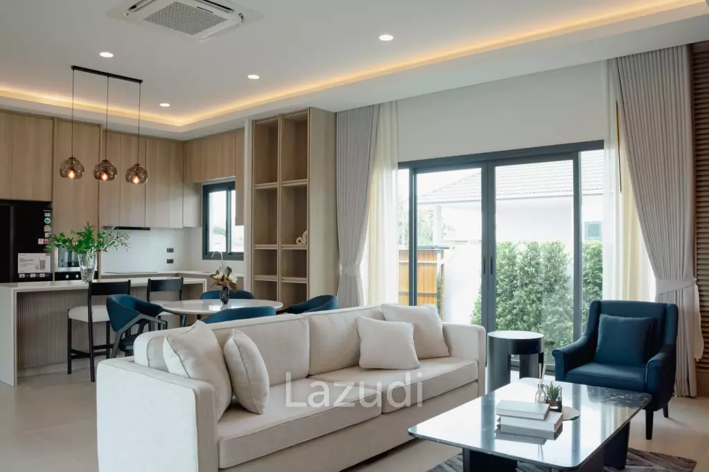Luxurious Villa in Hua Hin With Pool and Garden Views
