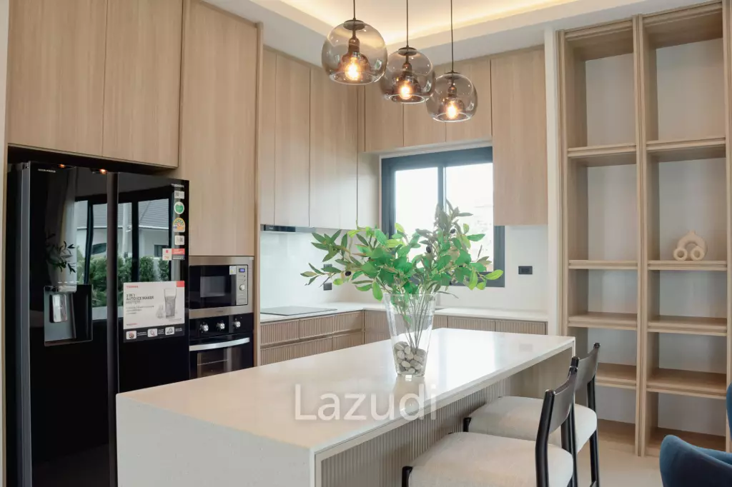 Luxurious Villa in Hua Hin With Pool and Garden Views