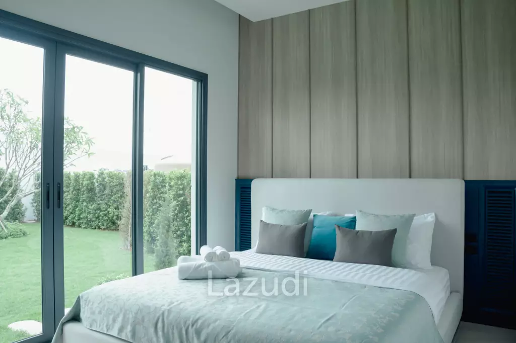 Luxurious Villa in Hua Hin With Pool and Garden Views