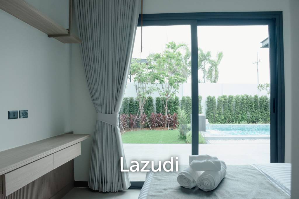Luxurious Villa in Hua Hin With Pool and Garden Views
