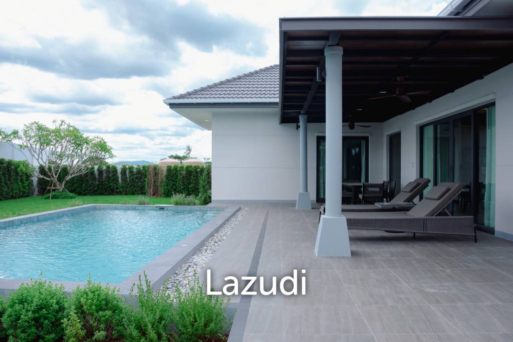 Luxurious Villa in Hua Hin With Pool and Garden Views