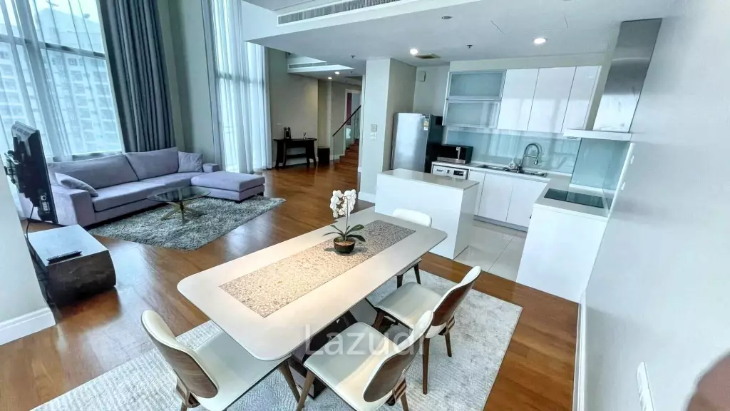 3 Bed 3 Bath 180 SQ.M Bright Sukhumvit 24