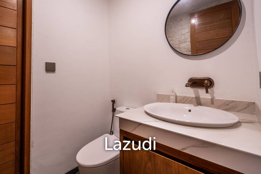 PRIME BEACHSIDE 3BR VILLA SANUR