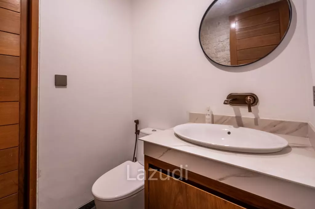 PRIME BEACHSIDE 3BR VILLA SANUR