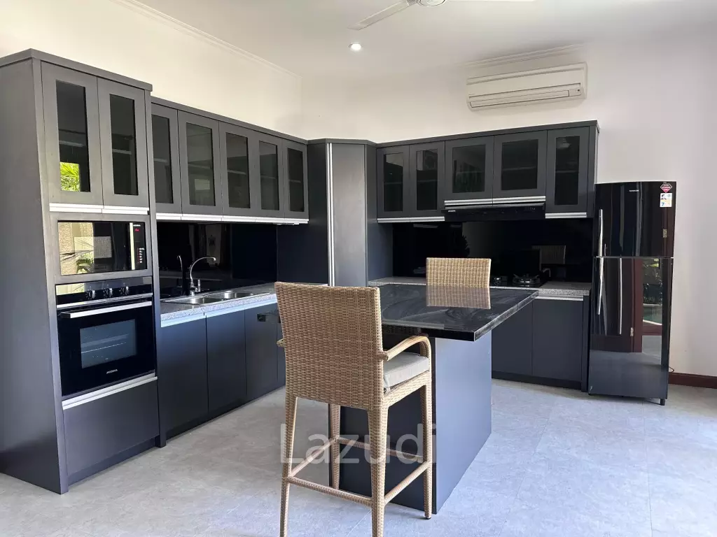 Prime Location Non beach side 3BR VILLA SANUR