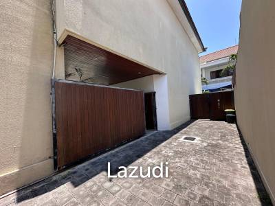 Prime Location Non beach side 3BR VILLA SANUR