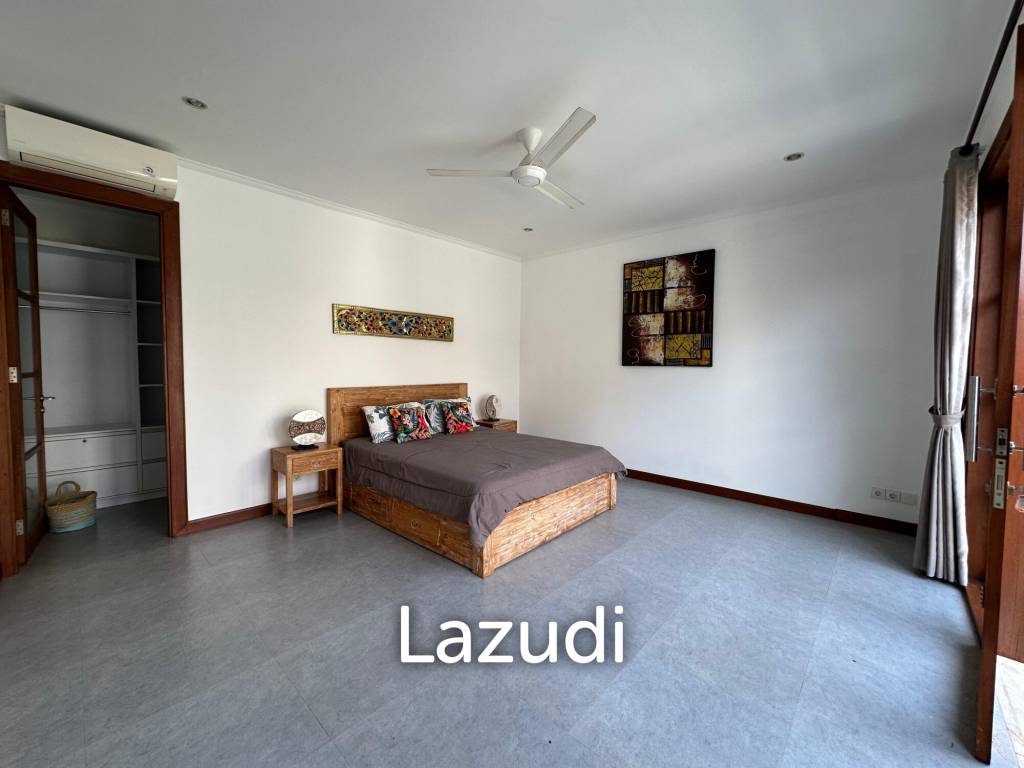 SPACIOUS 3 Bedroom Villa Beachside SANUR