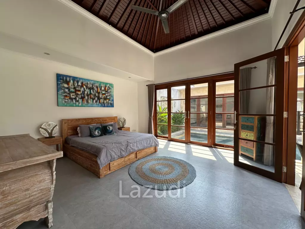 SPACIOUS 3 Bedroom Villa Beachside SANUR