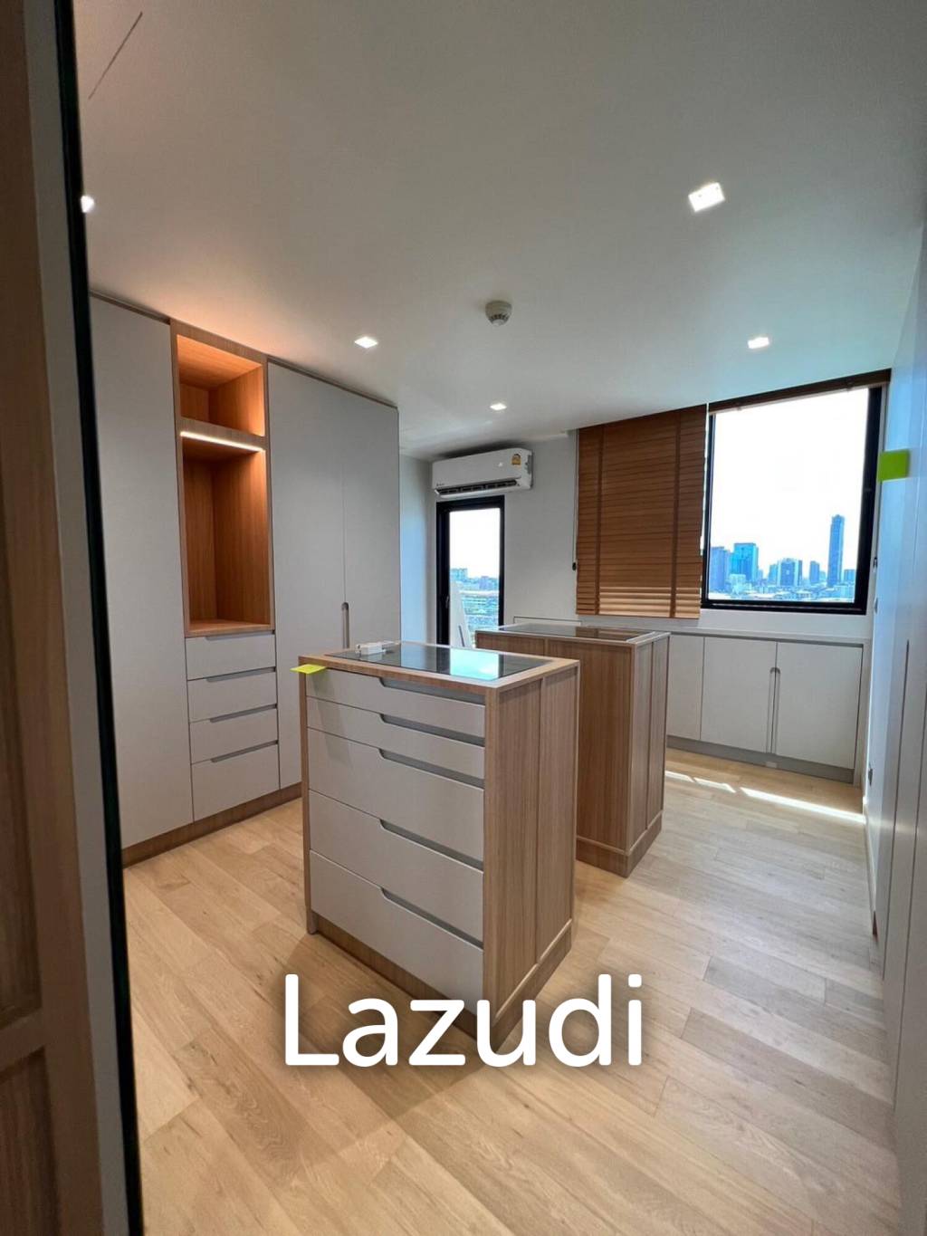2 Bed 2 Bath 125 SQ.M Supalai Place Sukhumvit 39
