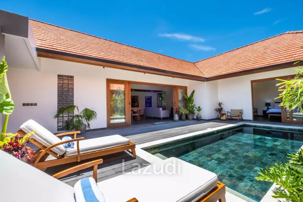Stunning 3 bedroom walking distance to Sanur Beach