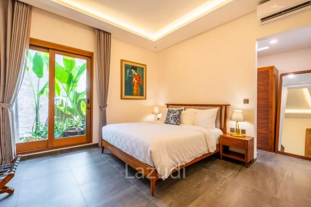 Stunning 3 bedroom walking distance to Sanur Beach