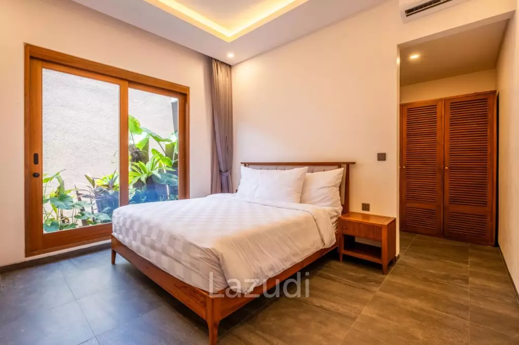 Stunning 3 bedroom walking distance to Sanur Beach